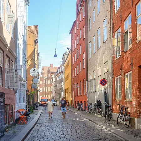 Sanders Park - One-bedroom Close To The Metro Station Apartment Copenhagen