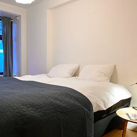 Apartment Park 2- Charming 1-bdr Close To Metro