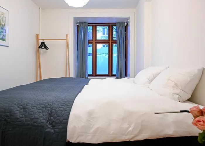 Апартаменты Park 2- Charming 1-bdr Close To Metro *