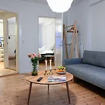 Apartmán Park 2- Charming 1-bdr Close To Metro