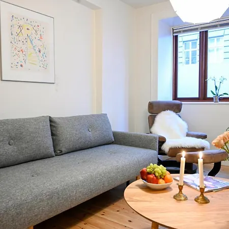 Park 2- Charming 1-bdr Close To Metro *